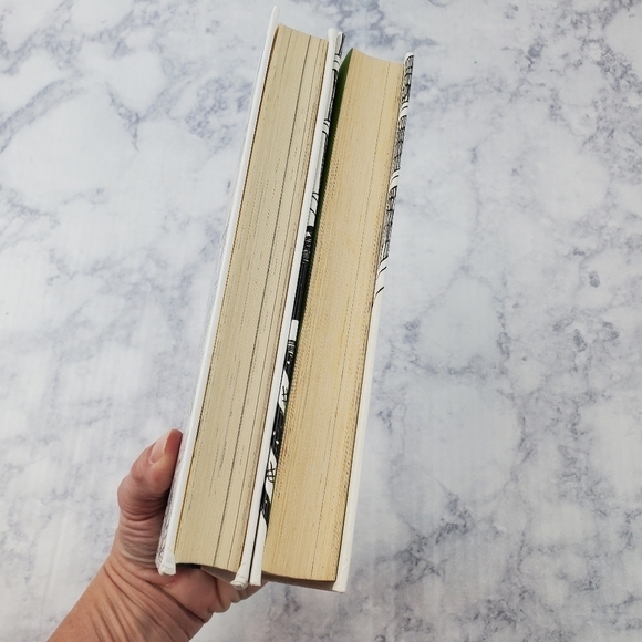 James Patterson Lot of 2 Middle school Books Hardback l - Picture 4 of 7